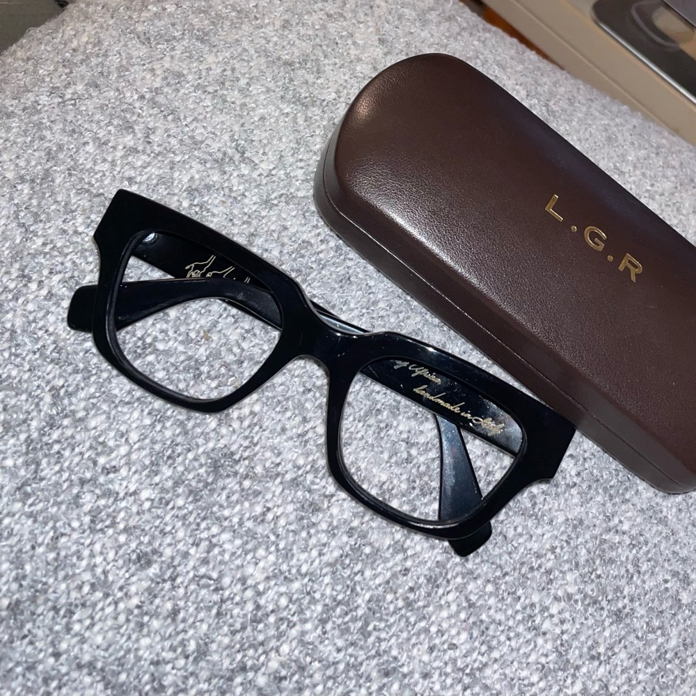 L.G.R. Desert Frame in Color Black 01